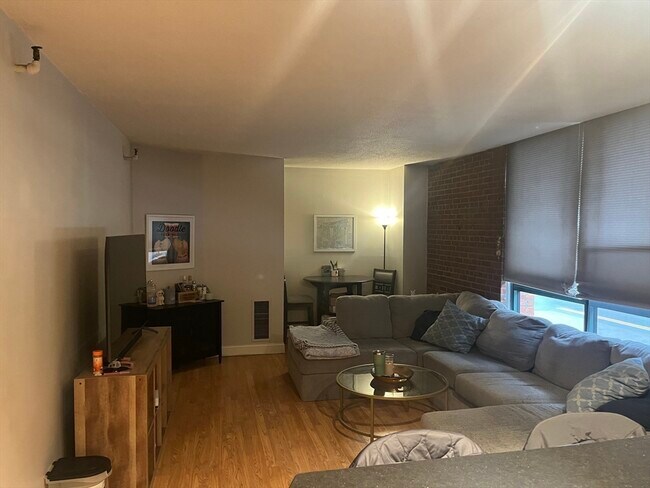 Foto del edificio - 42 8th St