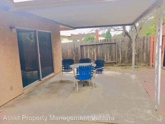 Building Photo - 4 br, 2.5 bath House - 1965 Rhonda Street