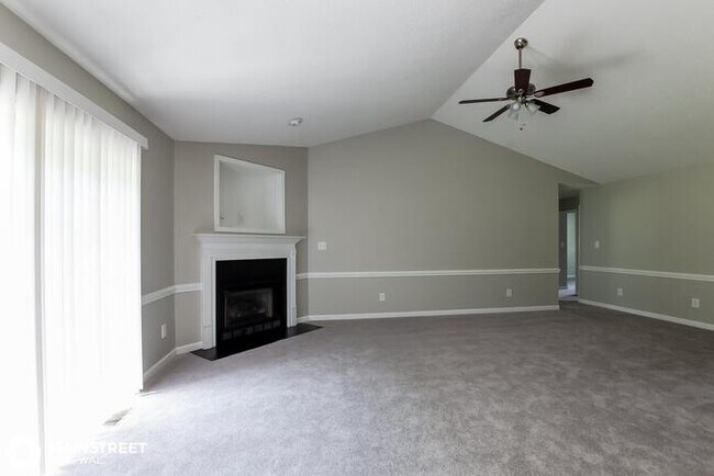 Building Photo - 208 James Crossing, Thomasville, NC 27360