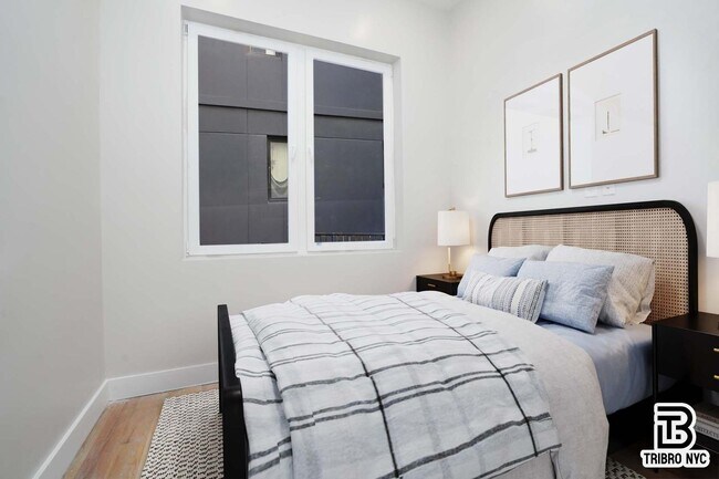 Building Photo - Flushing Avenue