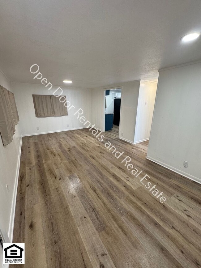 Building Photo - 209 S Ijams St