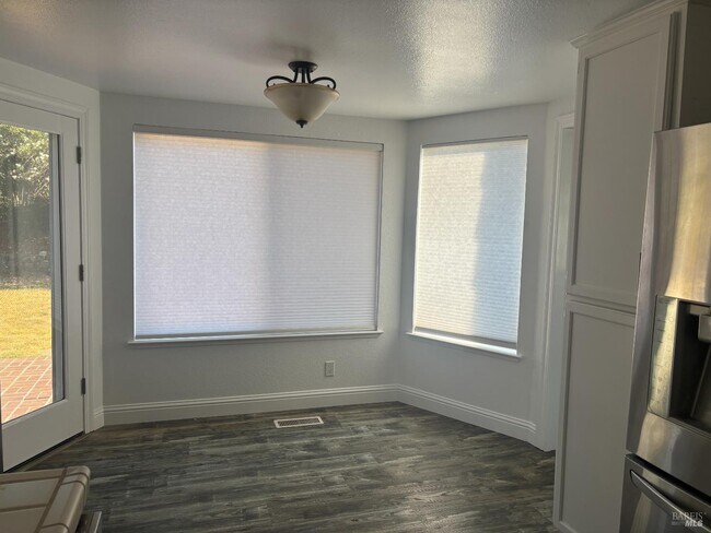 Foto del edificio - 9587 Wellington Cir