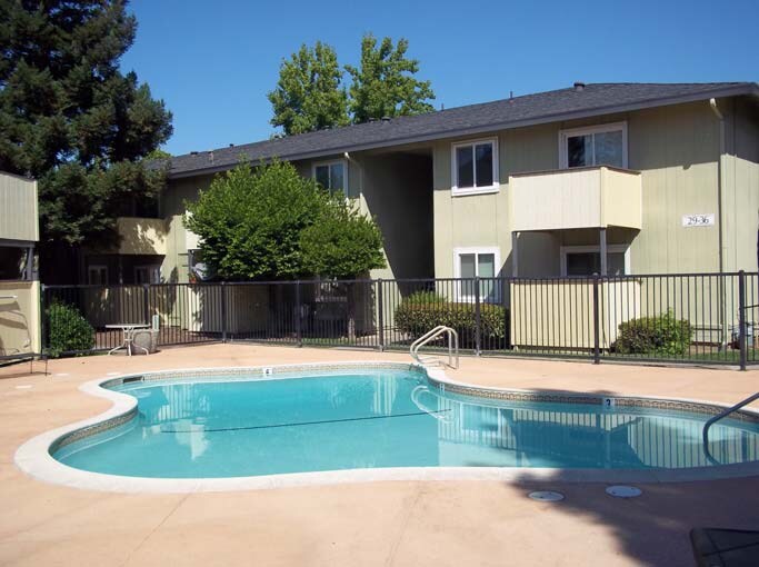 Lotus Landing Apartments in Sacramento, CA