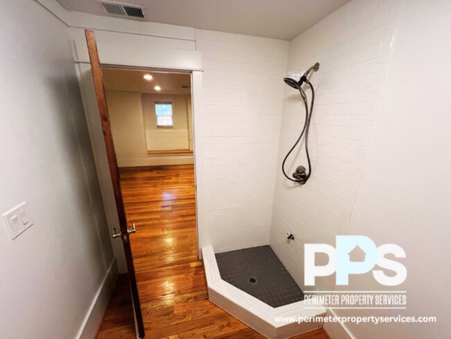 Foto del edificio - 951 Edgewood Ave NE