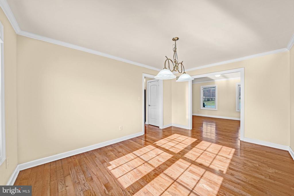 Primary Photo - 167 Rockville Dr