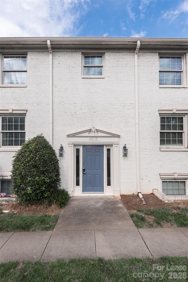 Building Photo - 4915 Park Rd