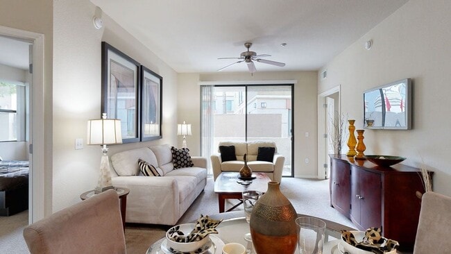 Building Photo - Bolero