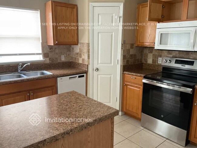 Building Photo - 10431 Fly Fishing St