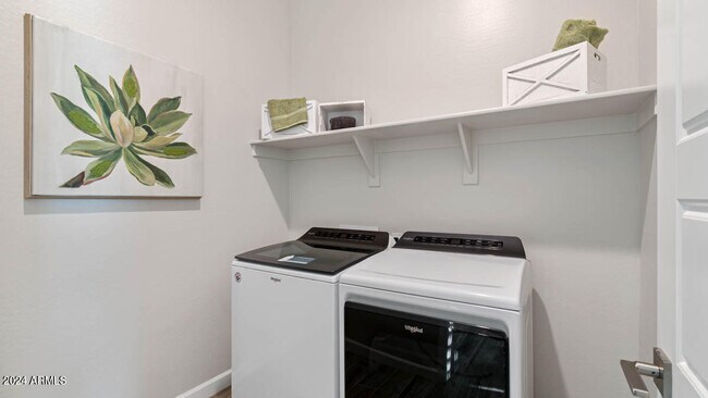 Foto del edificio - 17634 N 51st St