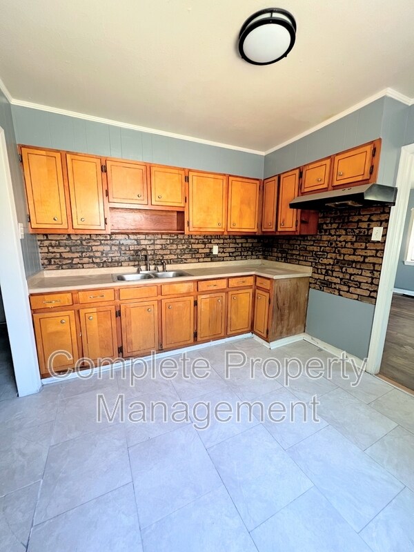 Foto del edificio - 1237 Frisco St