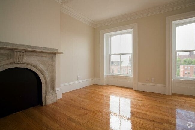 Building Photo - 658 Massachusetts Ave