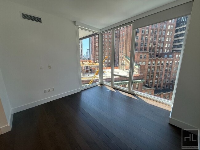 Building Photo - East 44th Street