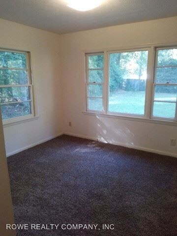 Foto del edificio - 3 br, 2 bath House - 4045 ST. MARY'S ROAD