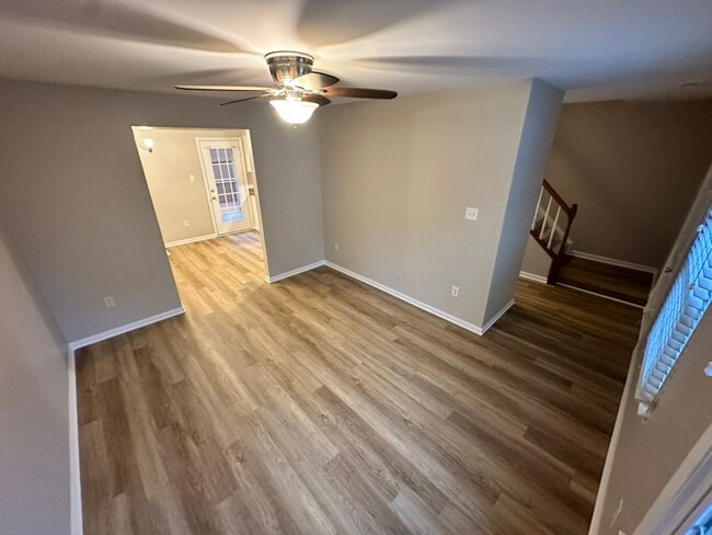Building Photo - 1512 Skirmish Run Dr