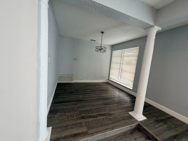 Foto del edificio - 7031 NW 20th St