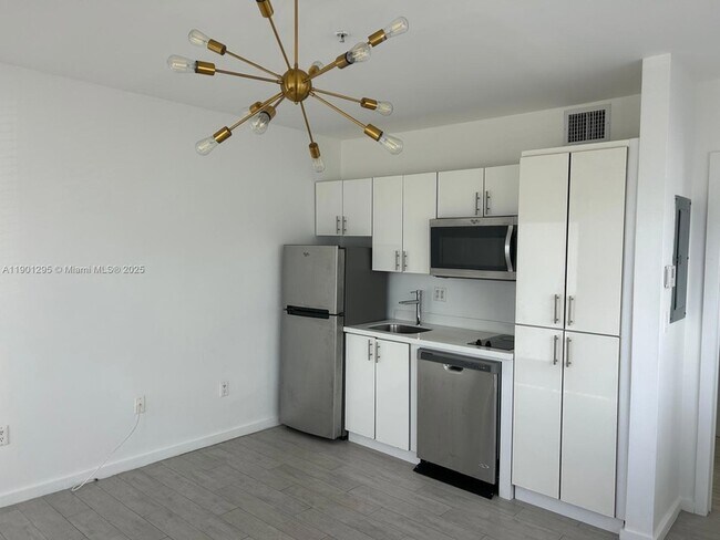 Foto del edificio - 1601 Meridian Ave