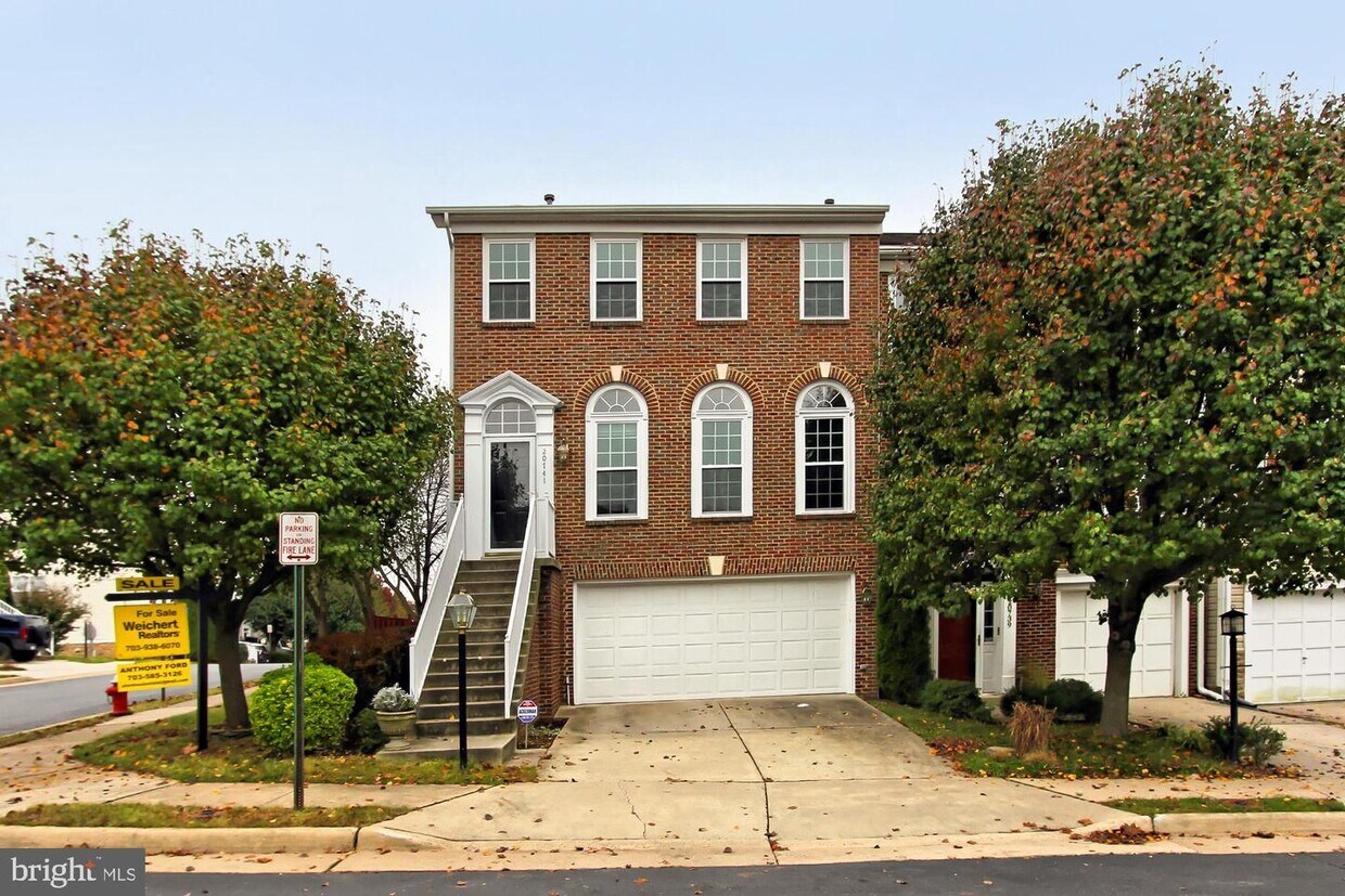 Primary Photo - 20748 Hollow Falls Terrace