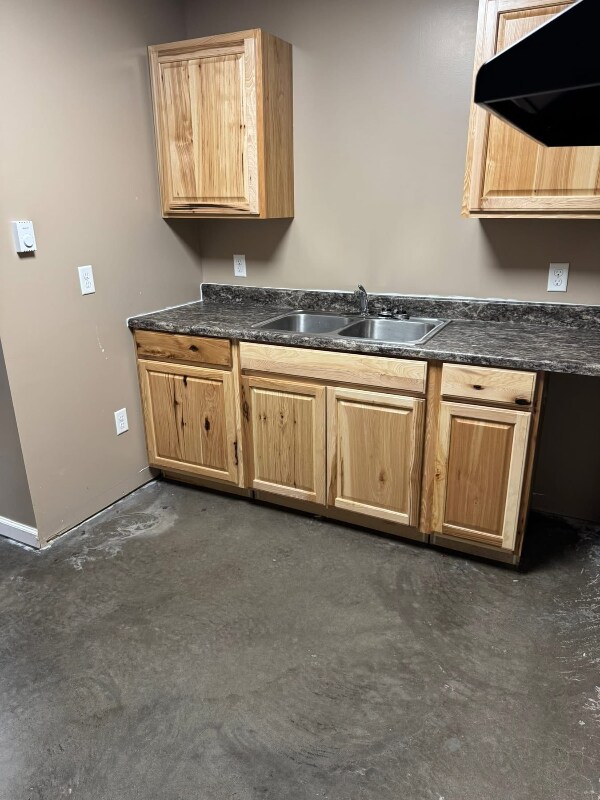 Foto del edificio - 305 N Jefferson St