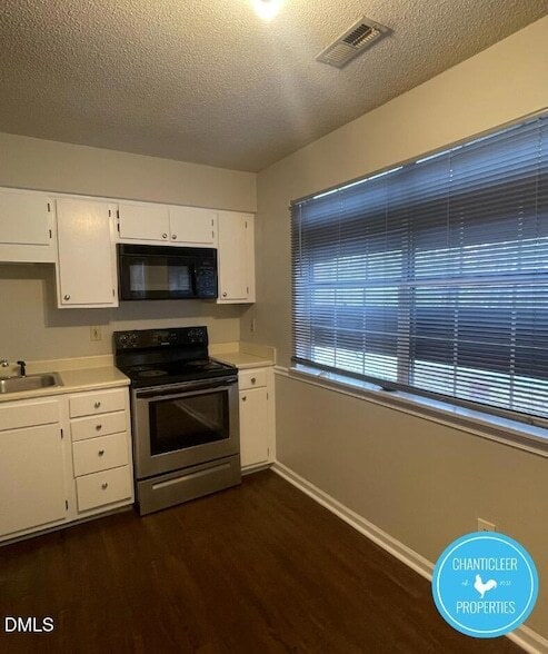 Photo - 1404 Manteo St Apartment