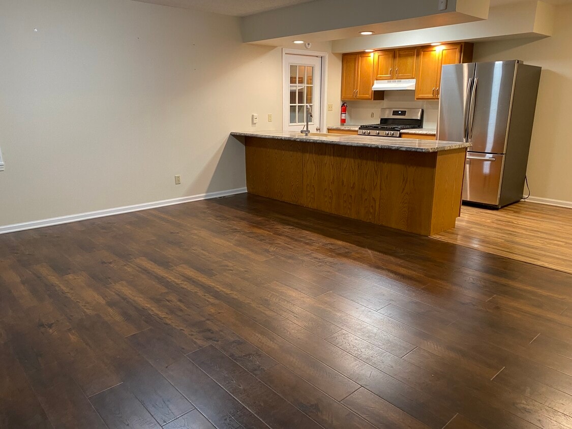 1631 S P St Unit 1631 S P St, Elwood, IN 46036 Condo for Rent in