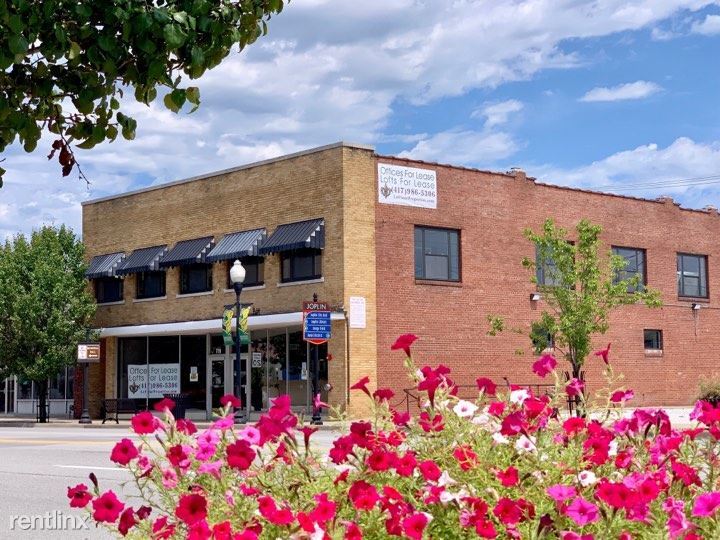 Foto principal - 719 S Main St