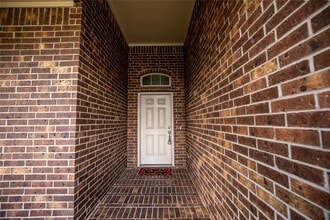 Building Photo - 23719 San Barria Dr