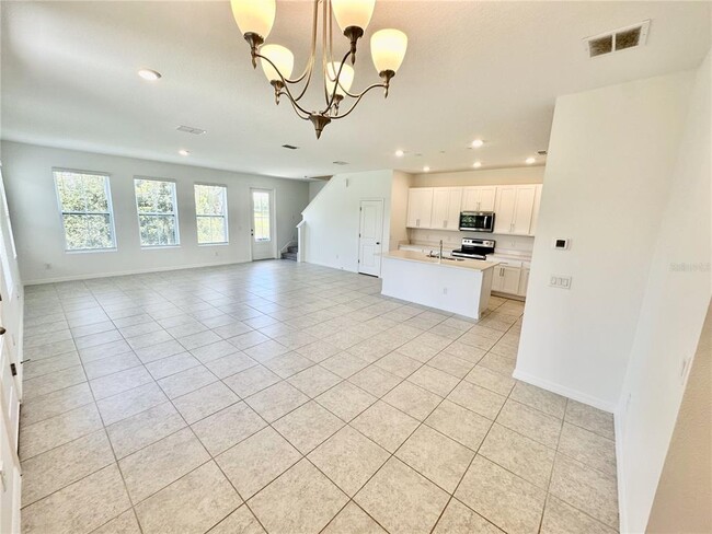 Building Photo - 1707 Sanibel Dr