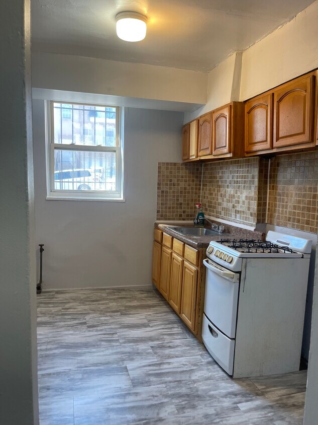 58 Crawford St Unit B, Newark, NJ 07102 Apartments in Newark, NJ