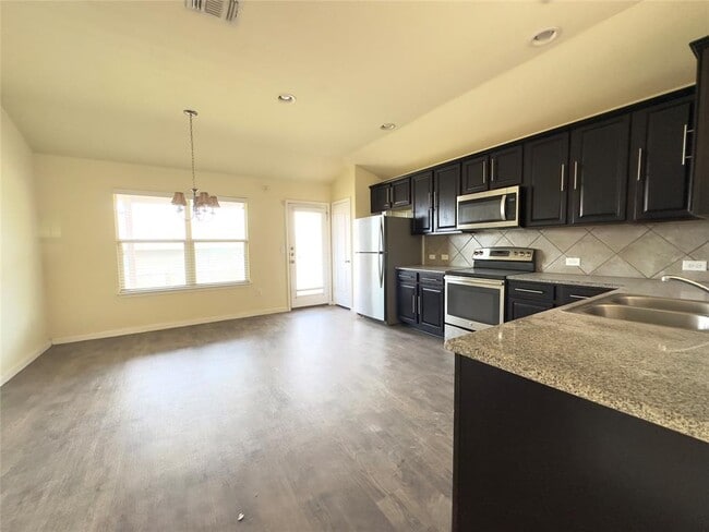 Building Photo - 12418 Walter Vaughn Dr