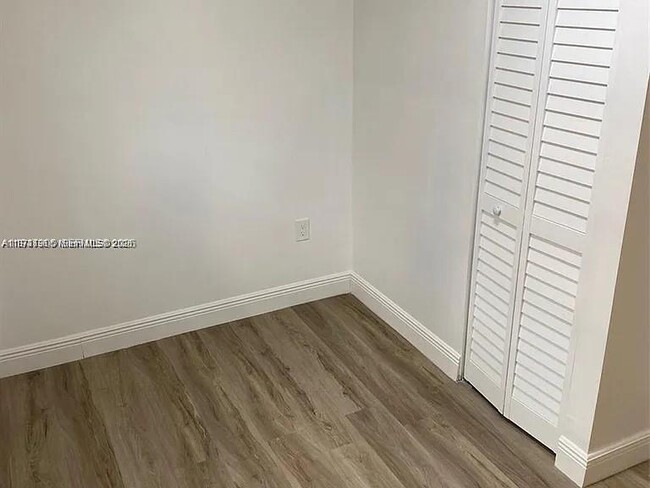 Foto del edificio - 7390 SW 30th Terrace