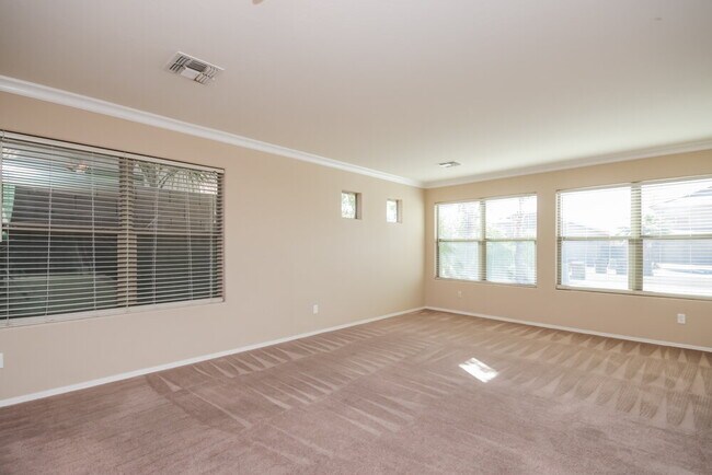 Foto del edificio - 3130 E Cowboy Cove Trail