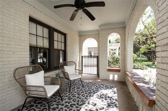 Foto del edificio - 1134 N Clinton Ave