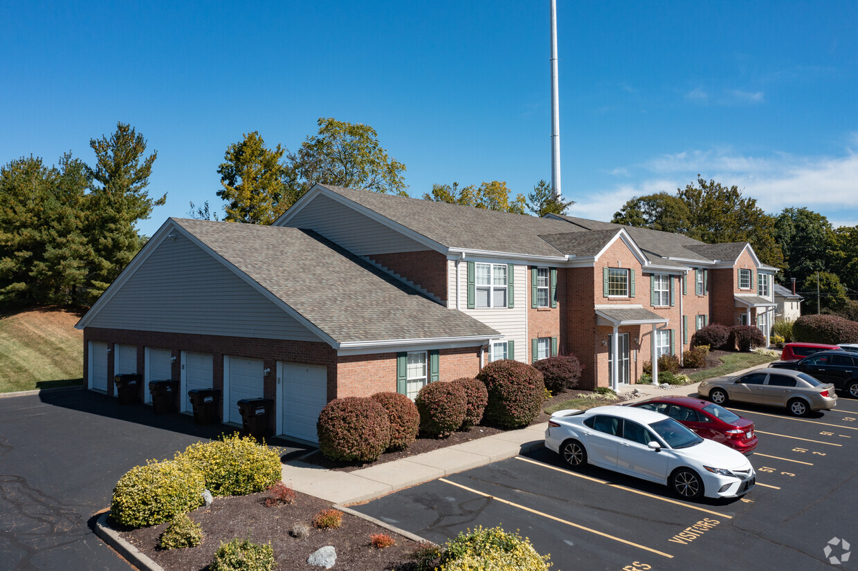 Primary Photo - Wellington Condominiums