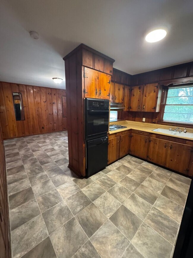 Foto del edificio - 607 13th Ave NE