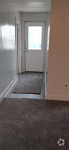 1 W Hickory St