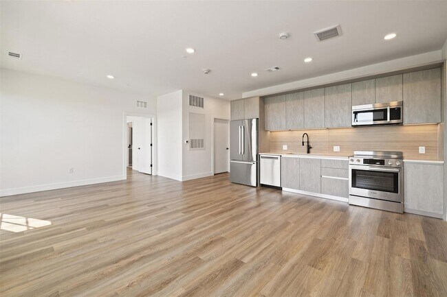 Foto del edificio - 4315 S Congress Ave