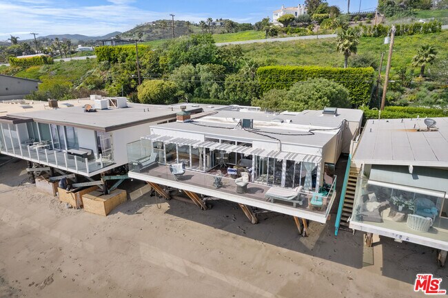 Foto del edificio - 27060 Malibu Cove Colony Dr