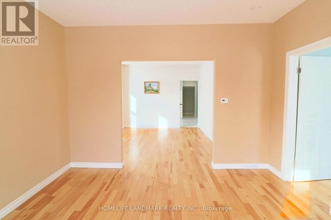 Building Photo - 5761 Peer St