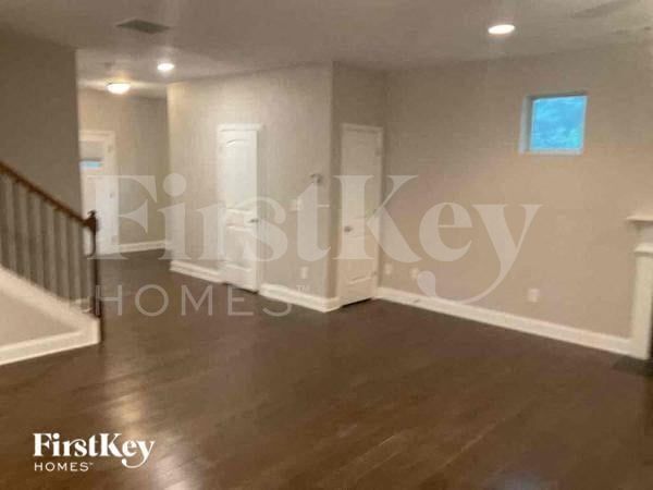 Foto del edificio - 4120 Woodland Park Dr SW