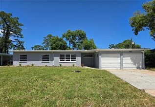 Building Photo - 3245 Royal Palm Ct