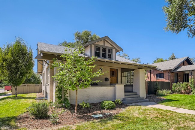 Building Photo - 4 br, 3 bath House - 2305 Hudson Street