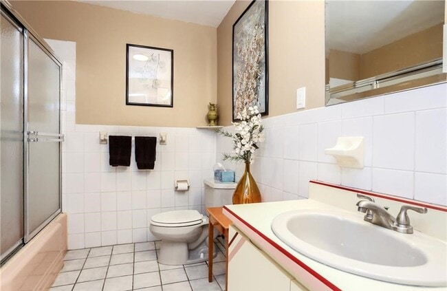 Foto del edificio - 16 Willowbrook Ave