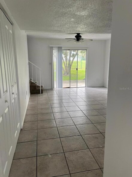 Foto del edificio - 1611 SE 25th St