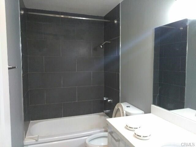 Foto del edificio - 4111 Green Ave