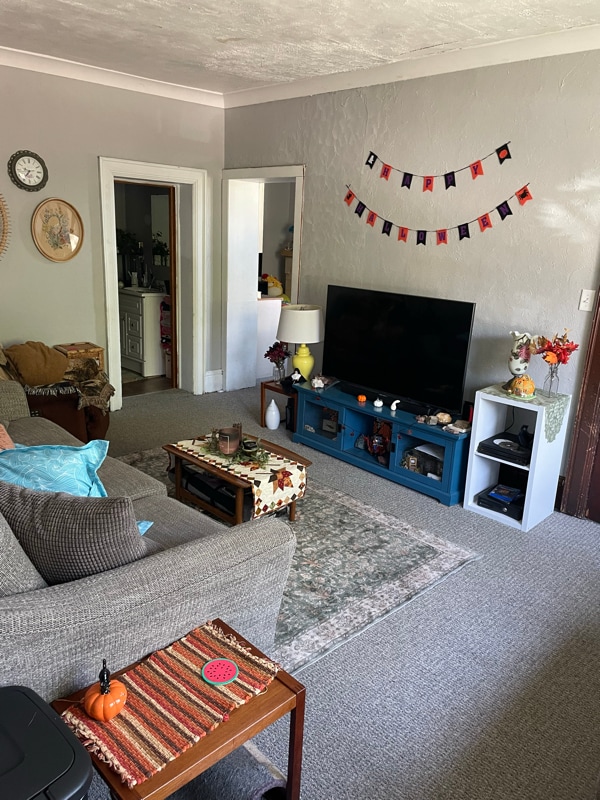 Building Photo - 303 State St