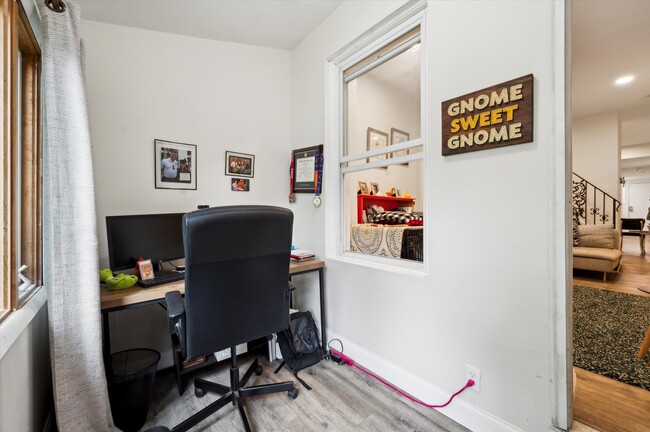 Foto del edificio - 503 N Olive St
