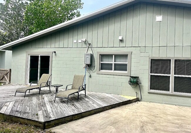 Building Photo - 309 Kepner Dr NE