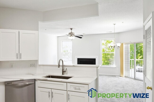 Building Photo - 7418 Hindon Cir