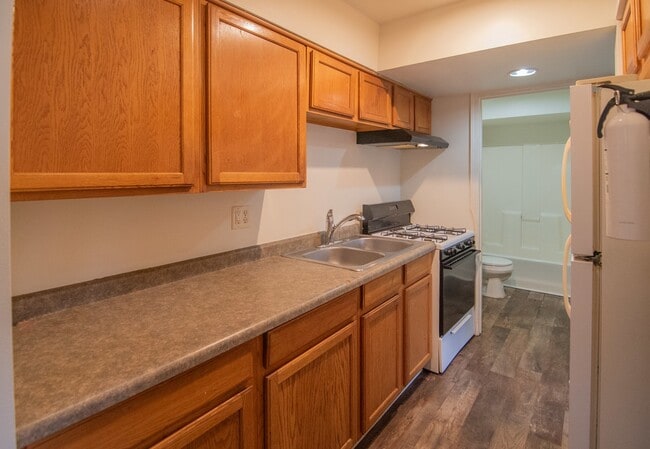 Building Photo - 3546 147th St