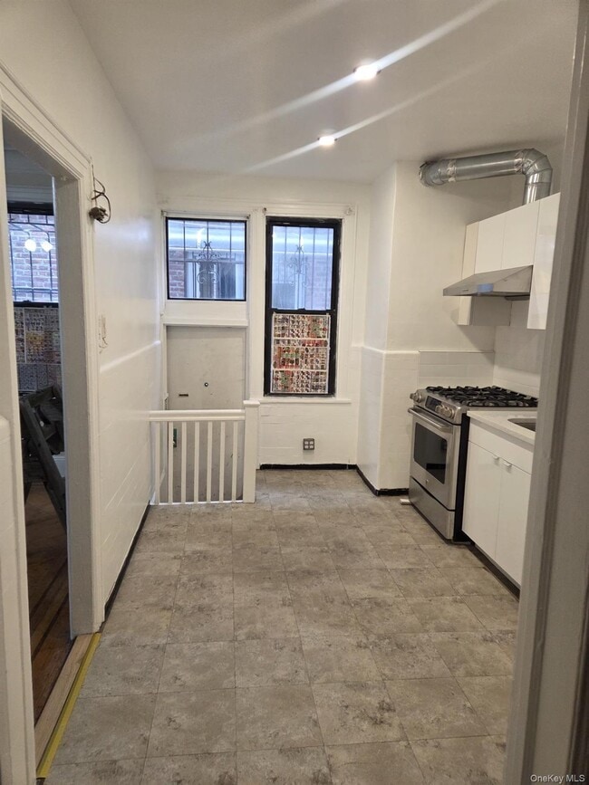Building Photo - 35-20 93rd St